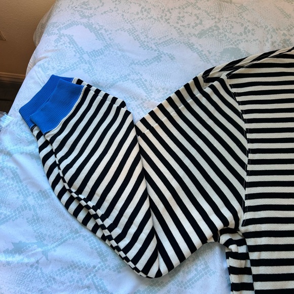 NWOT We The Free Classic Striped Oversized Crewneck Sweatshirt/ Black Combo - Picture 11 of 12